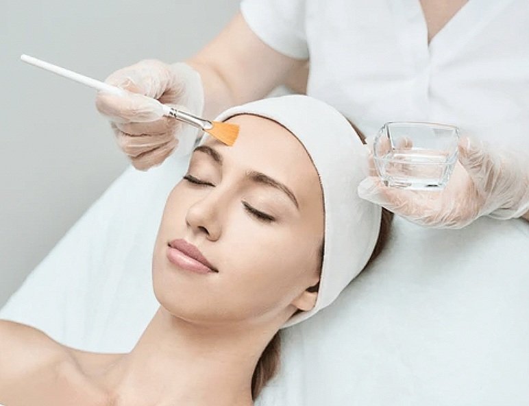 Maintenance Brightening Facial